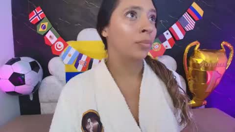 Snapshot of miaabrown__ chatting on 27, 6, 2026 Mia online show from 27, 6, 2026