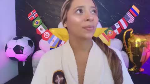 Snapshot of miaabrown__ chatting on 30, 6, 2026 Mia online show from 30, 6, 2026