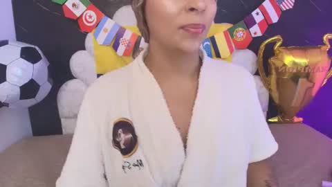 Snapshot of miaabrown__ chatting on 10, 7, 2026 Mia online show from 10, 7, 2026
