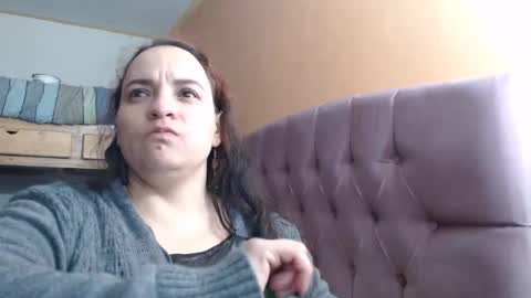 Snapshot of miaabrownn chatting on 5, 1, 2025 MIA online show from 5, 1, 2025