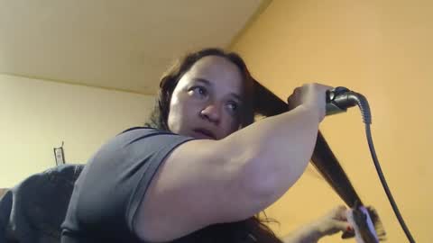 Snapshot of miaabrownn chatting on 10, 2, 2025 MIA online show from 10, 2, 2025