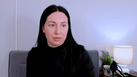 Mia online show from 31, 3, 2026