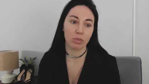 Snapshot of miaalluring chatting on 20, 5, 2026 Mia online show from 20, 5, 2026