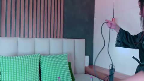 miaanderson__ online show from 31, 1, 2026