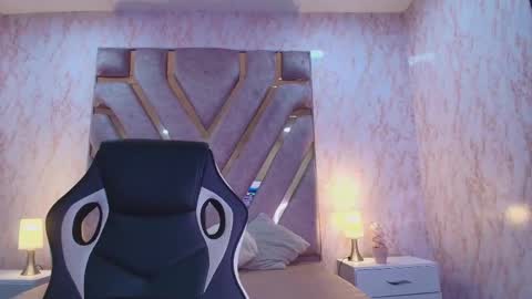 Im Miss Mia online show from 16, 12, 2025