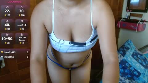 Snapshot of miabrunette23 chatting on 7, 2, 2025 MIA online show from 7, 2, 2025