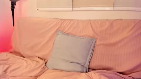 IG Yojanagomez  online show from 22, 11, 2025