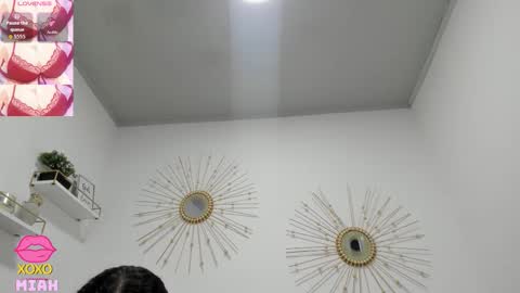 Snapshot of miah_bigboobs chatting on 18, 11, 2025 Miah Collins online show from 18, 11, 2025