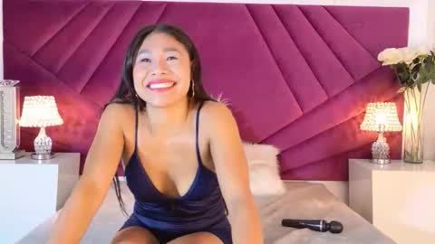 miahantonelli online show from 6, 1, 2026