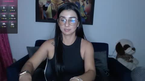 Alejandra khalifa online show from 1, 1, 2025