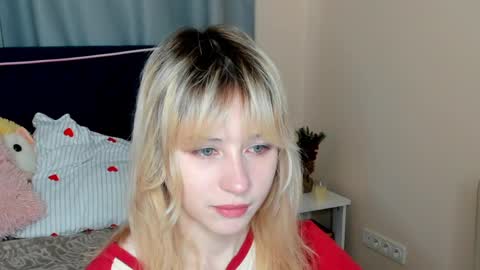 Snapshot of miakimiko chatting on 15, 5, 2026 miakimiko online show from 15, 5, 2026