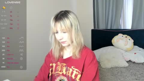 Snapshot of miakimiko chatting on 22, 5, 2026 miakimiko online show from 22, 5, 2026