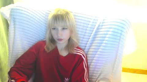 Snapshot of miakimiko chatting on 24, 5, 2026 miakimiko online show from 24, 5, 2026
