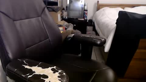 Mark online show from 13, 2, 2025