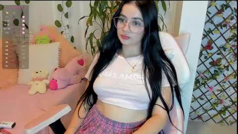 Snapshot of miamaiha chatting on 24, 1, 2025 mia 600am-1000am Colombia time online show from 24, 1, 2025