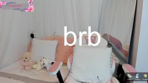 Snapshot of miamaiha chatting on 17, 12, 2025 mia 600am-1000am Colombia time online show from 17, 12, 2025