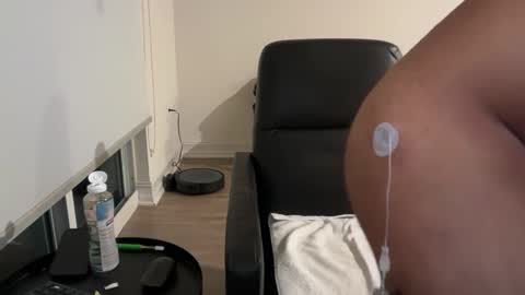 Snapshot of miamifit chatting on 3, 11, 2025 miamifit online show from 3, 11, 2025