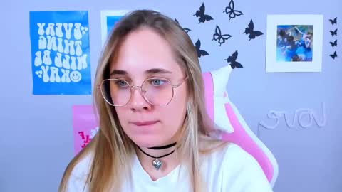 Snapshot of miamilas chatting on 23, 12, 2024 miamilas online show from 23, 12, 2024