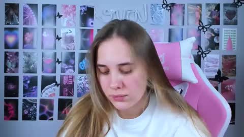 Snapshot of miamilas chatting on 10, 2, 2025 miamilas online show from 10, 2, 2025