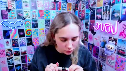 Snapshot of miamilas chatting on 23, 3, 2026 miamilas online show from 23, 3, 2026