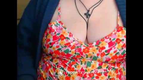 Snapshot of miamimistress chatting on 6, 2, 2026 maya online show from 6, 2, 2026