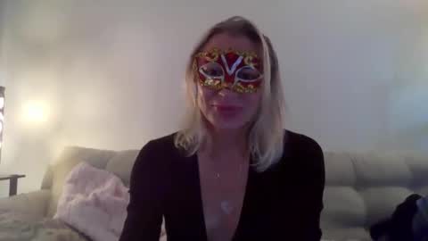 miamitransgirl305 online show from 29, 3, 2026