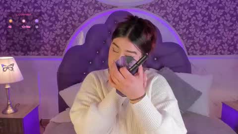 Snapshot of miamontoya chatting on 26, 11, 2025 Mia -5 7001400 Follow online show from 26, 11, 2025