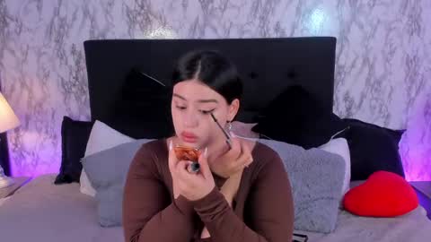 Mia   -5 7001400 Follow  online show from 2, 6, 2026