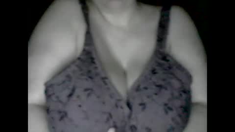 Snapshot of miamooreh chatting on 15, 5, 2026 miamooreh online show from 15, 5, 2026