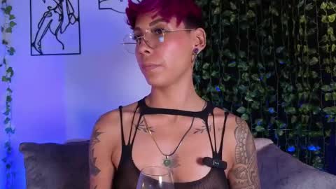 Mia Morgann online show from 7, 11, 2025