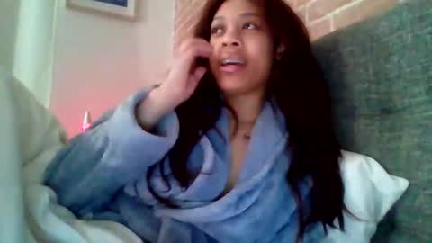 MiaMuffn online show from 21, 4, 2026