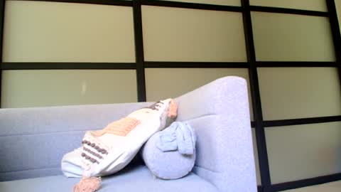 MiaMuffn online show from 12, 7, 2026