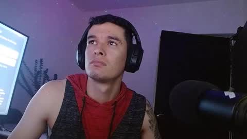 Snapshot of miaou_miaou chatting on 3, 1, 2025 miaou_miaou online show from 3, 1, 2025