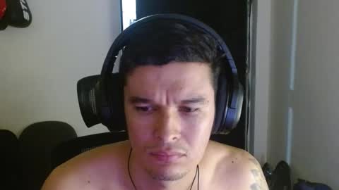 Snapshot of miaou_miaou chatting on 1, 11, 2025 miaou_miaou online show from 1, 11, 2025