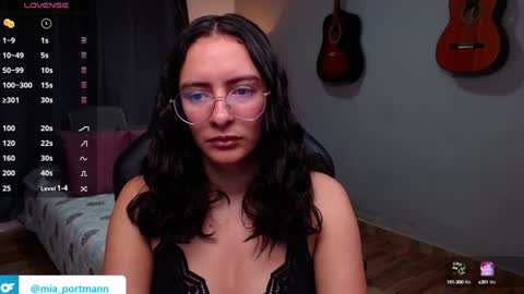 MIAPORTMANN online show from 31, 12, 2024