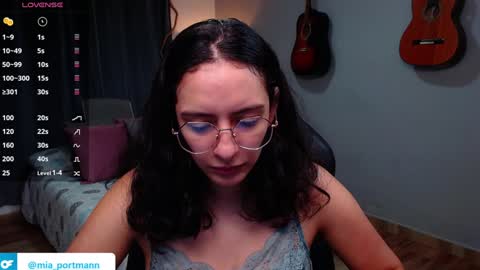 MIAPORTMANN online show from 8, 1, 2025