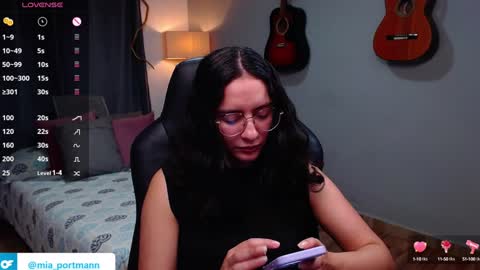 MIAPORTMANN online show from 11, 1, 2025