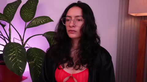 Snapshot of miaportman chatting on 8, 6, 2026 MIAPORTMANN online show from 8, 6, 2026