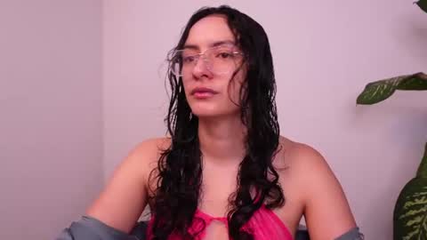Snapshot of miaportman chatting on 7, 7, 2026 MIAPORTMANN online show from 7, 7, 2026