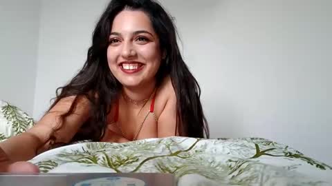 Snapshot of miareys chatting on 23, 10, 2025 miareys online show from 23, 10, 2025