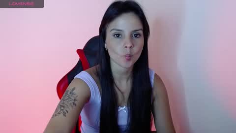 miarobinn_ online show from 29, 9, 2025