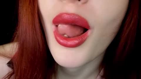 Mia online show from 4, 2, 2026