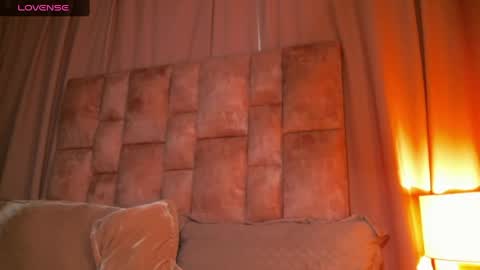 miasaandovaal 22 online show from 22, 5, 2026