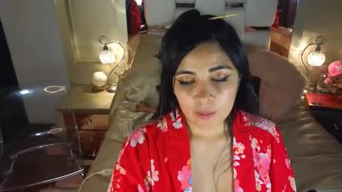 MiaHancock online show from 10, 2, 2025