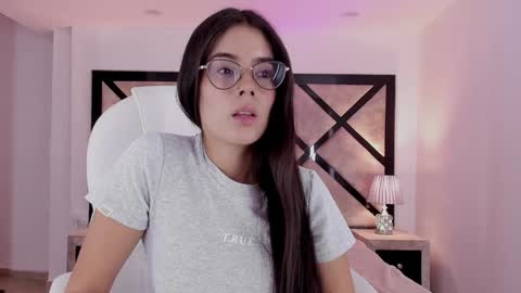 Snapshot of miasilverr chatting on 15, 1, 2025 Mia online show from 15, 1, 2025