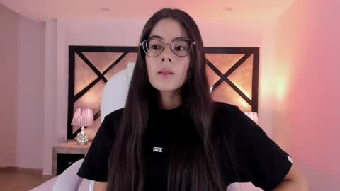 Snapshot of miasilverr chatting on 3, 3, 2025 Mia online show from 3, 3, 2025