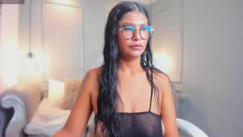 Snapshot of miasmit_ chatting on 18, 2, 2026 Mia online show from 18, 2, 2026