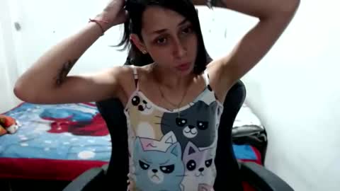 Snapshot of miasweet333 chatting on 15, 5, 2026 mia online show from 15, 5, 2026