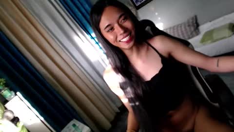 Mia online show from 27, 12, 2024