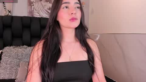 Snapshot of miavelvet1 chatting on 4, 6, 2026 miavelvet1 online show from 4, 6, 2026